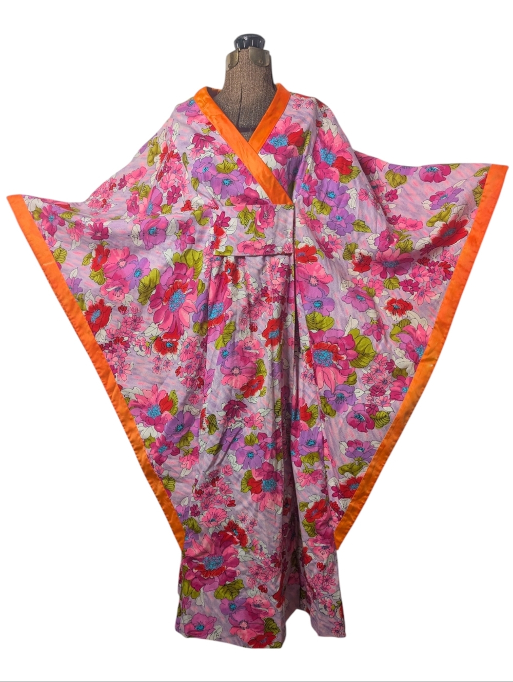 INSAAAANE Bark Cloth? Kaftan